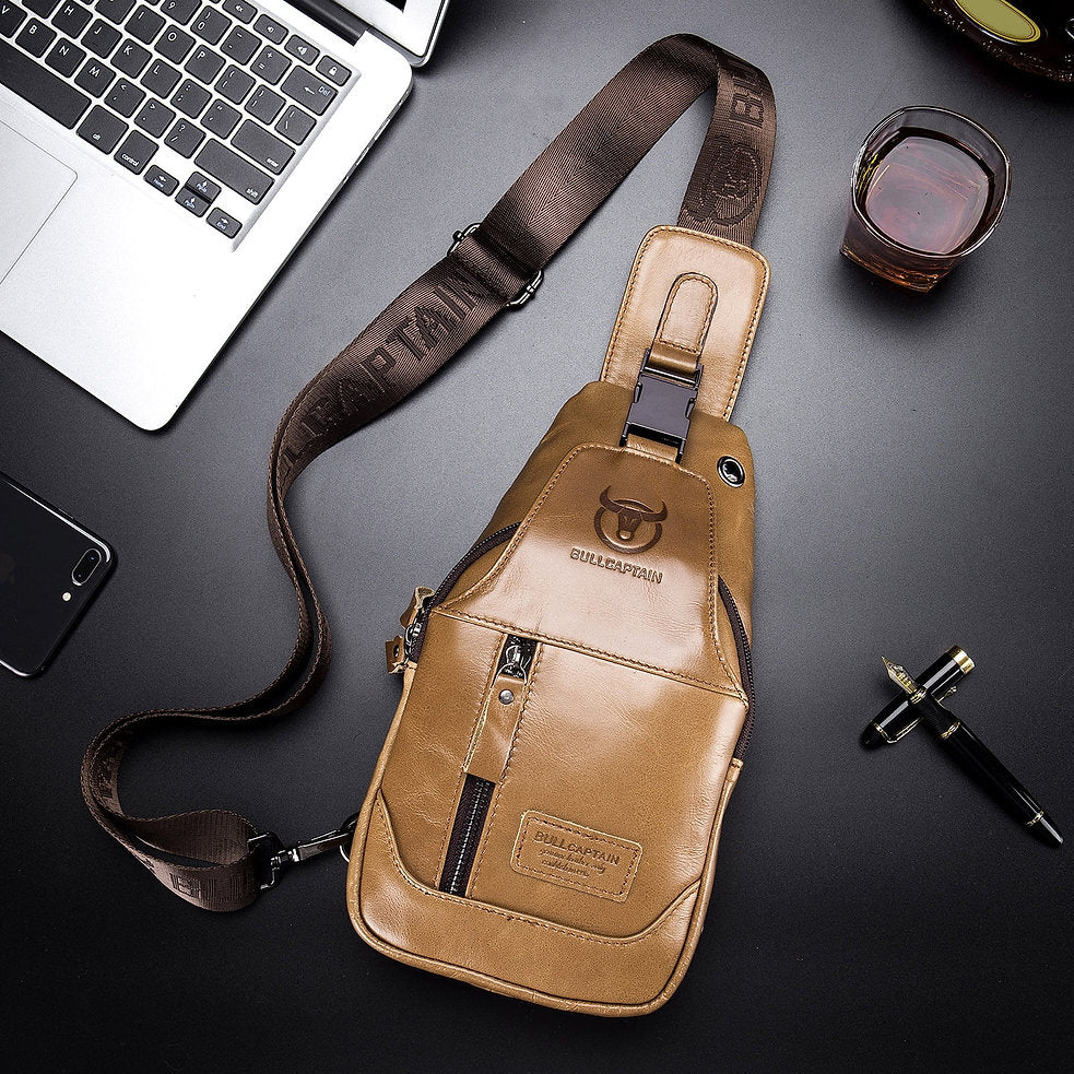 Mochila cruzada de cuero XB-095-BR - Marrón